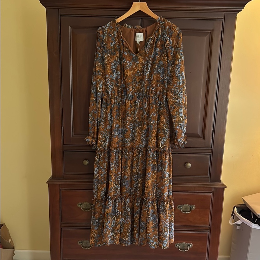 NWT Hayden Brown and Blue V-Neck Bishop Sleeve dress size L